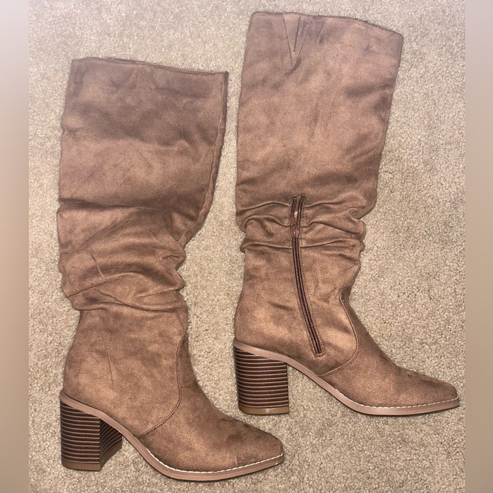 Boots - Picture 2 of 2